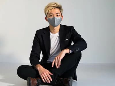 Watch Manato_jp_1215, the guy who knows how to ignite cam2cam sex fun.